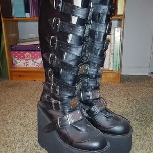Dollskill Demonia Size 10 Trinity Boots